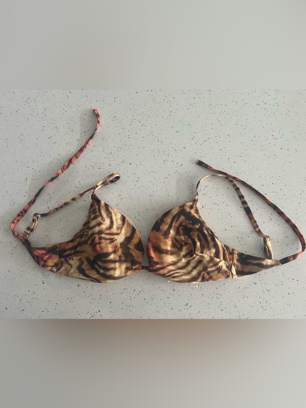 Bikini Top 34D - Picture 2 of 6